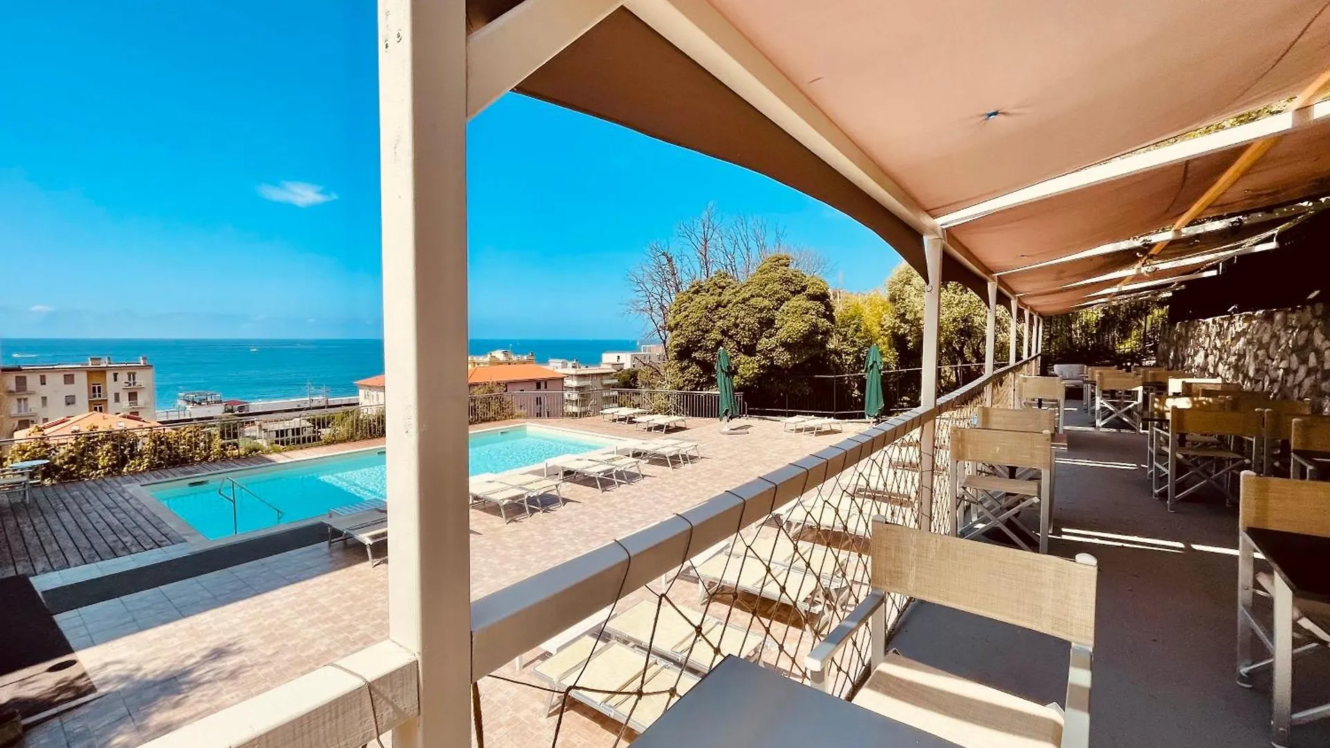 Hotel Mediterraneo Cavi di Lavagna