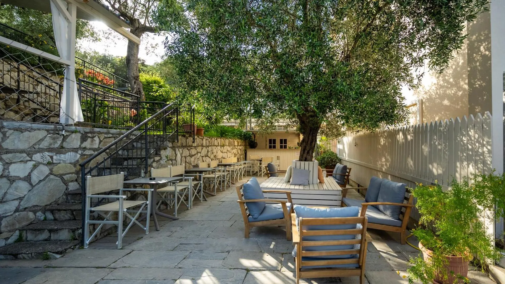 Hotel Mediterraneo Cavi di Lavagna