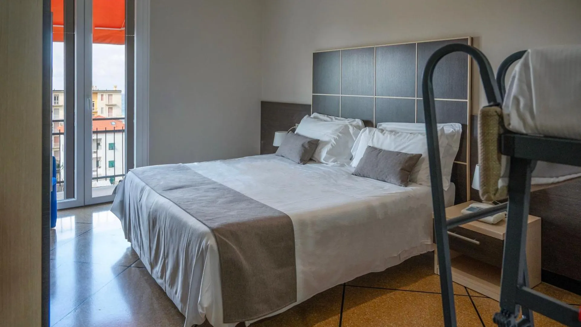 Hotel Mediterraneo Cavi di Lavagna