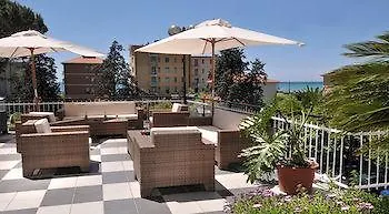 Hotel Mediterraneo Cavi di Lavagna