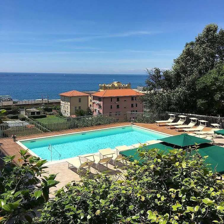 Hotel Mediterraneo Cavi di Lavagna