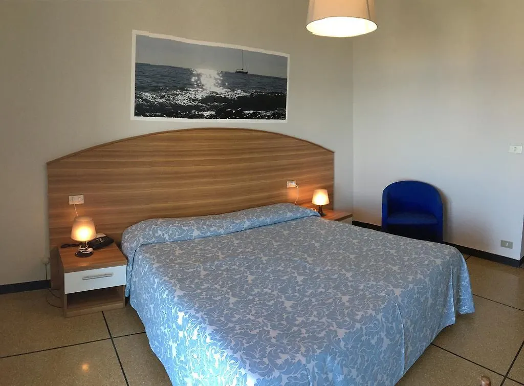Hotel Mediterraneo Cavi di Lavagna Italië